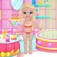 Игра Для девушек купание малышки онлайн