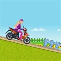 Игра Барби гонки на мотоциклах онлайн