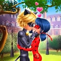 Игра Поцелуй Леди Баг и Супер Кота онлайн